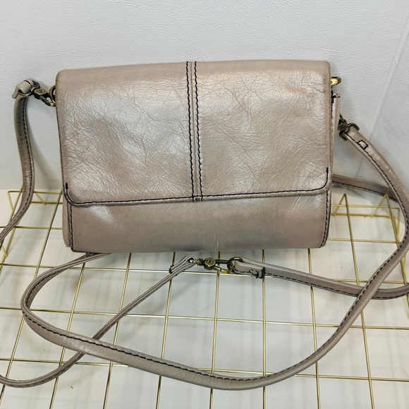 HOBO Handbags - HOBO International Leather Crossbody Shoulder Bag In Taupe/ Light Gray